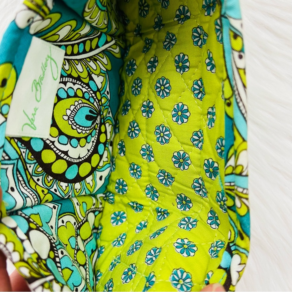 Vera Bradley Peacock Pattern Velcro Opening Wallet - Picture 5 of 8